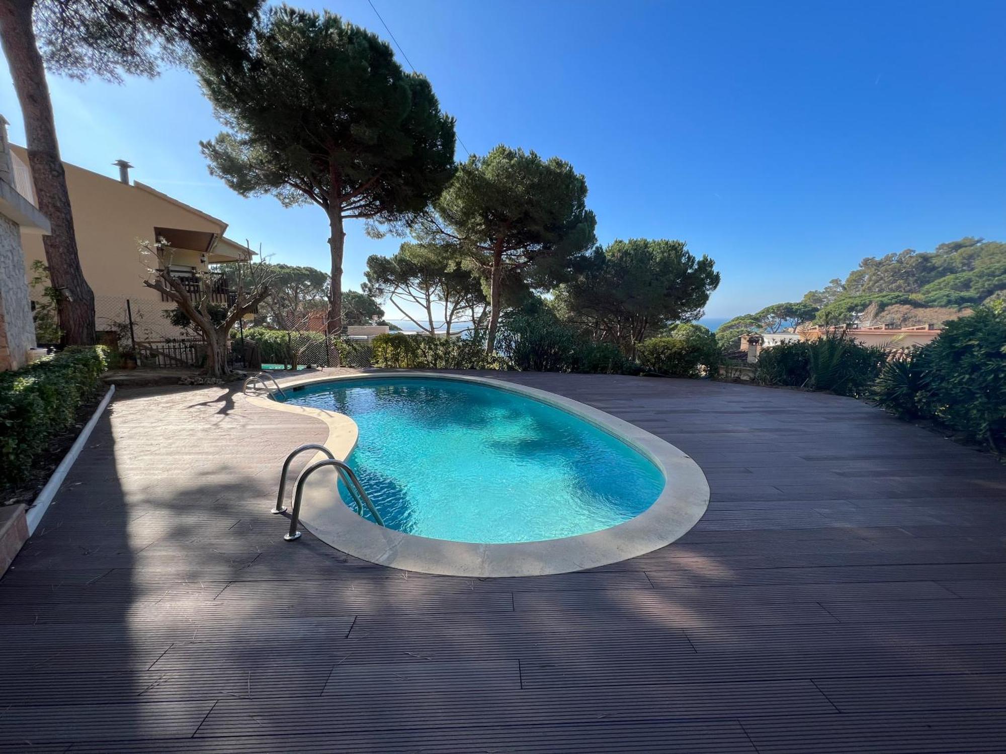 Estrella Villa